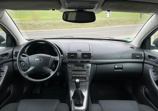 Toyota Avensis cena 19900 przebieg: 208000, rok produkcji 2008 z Nidzica małe 352